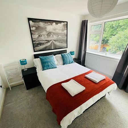 Enfield Chase Apartment المظهر الخارجي الصورة