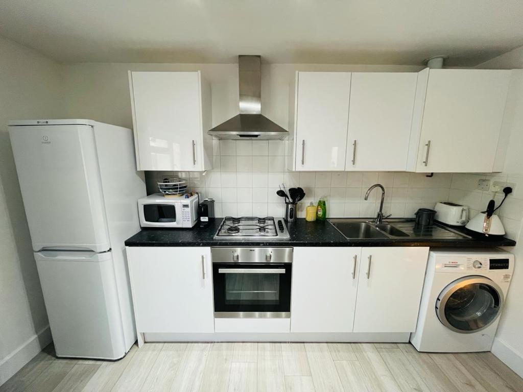 Enfield Chase Apartment المظهر الخارجي الصورة